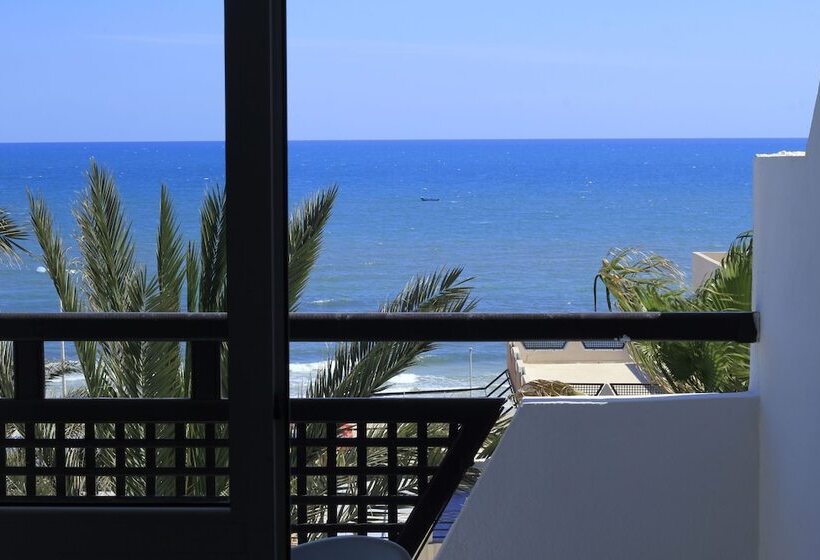 اتاق استاندارد سه نفره, Sousse City And Beach