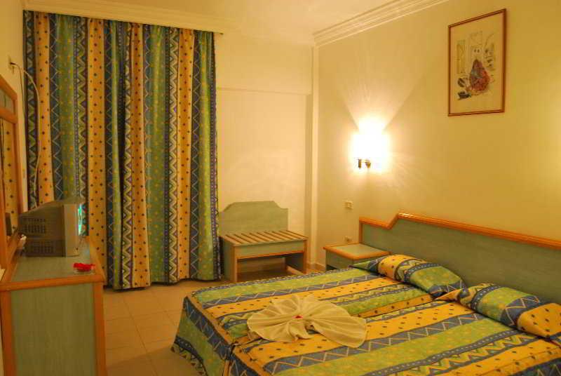 اتاق استاندارد چهار تخته, Sousse City And Beach
