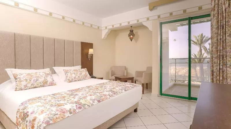 キングサイズベッドのスイートルーム, Holiday Inn Express & Suites Chicago Matteson By Ihg
