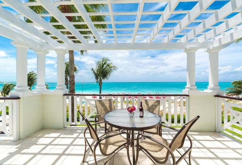 استودیوی استاندارد با چشم‌انداز دریا, Royal West Indies