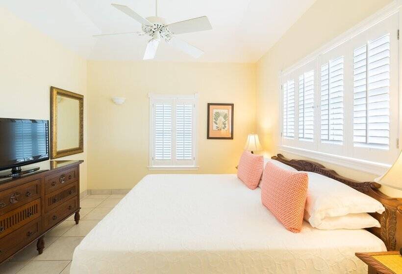 2 Bedroom Apartment Garden View, Royal West Indies