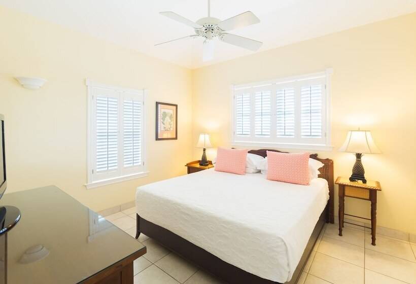 2 Bedroom Apartment Garden View, Royal West Indies