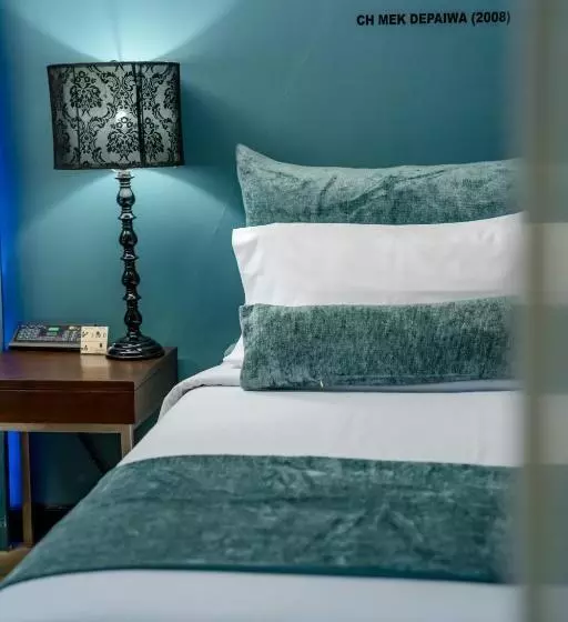 デラックスの４人部屋, Sunbeam Hotel Pattaya   Sha Extra Plus