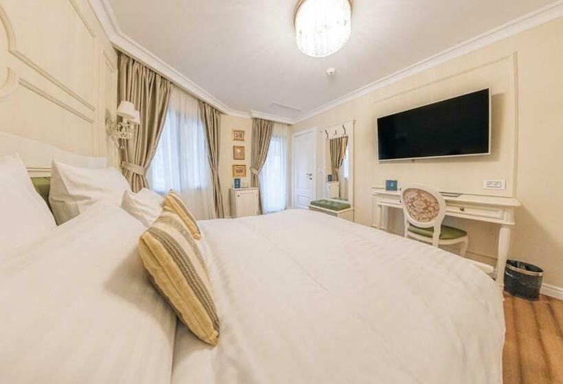 Номер Стандарт, Grant Boutique