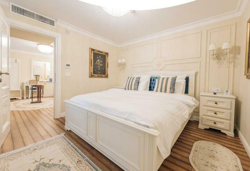 Апартаменты 1 Спальня Вид на Сад, Grant Boutique