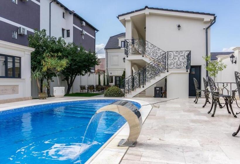 Номер Deluxe, Grant Boutique