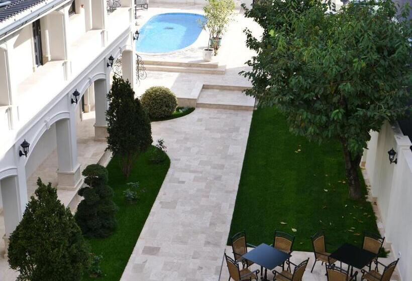 Номер Стандарт, Grant Boutique