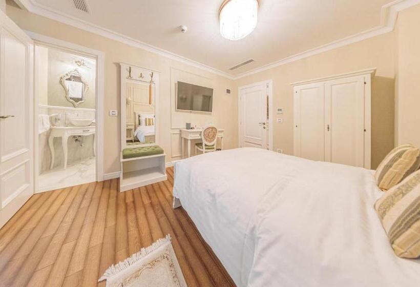 Номер Стандарт, Grant Boutique