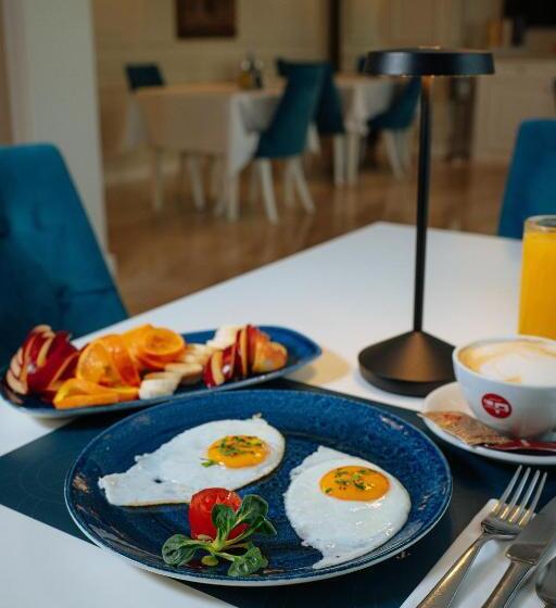 Апартаменты 1 Спальня Вид на Сад, Grant Boutique