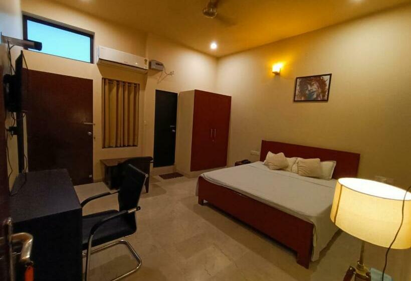 Deluxrum med Balkong, Green Hillock