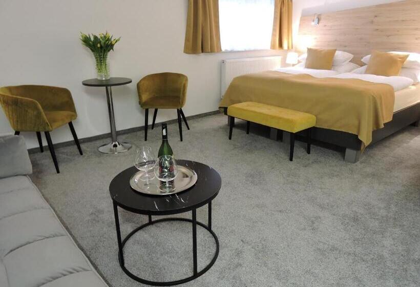 חדר דלוקס, Primma