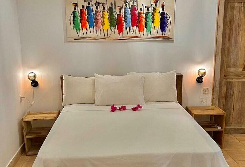 家庭间, Stone Resort