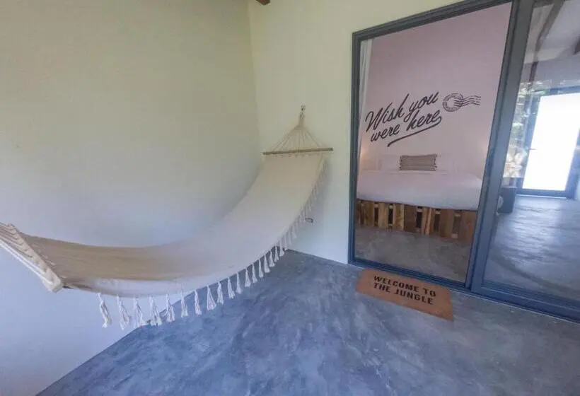 Standard studio with lake view, Catalina S Hideaway