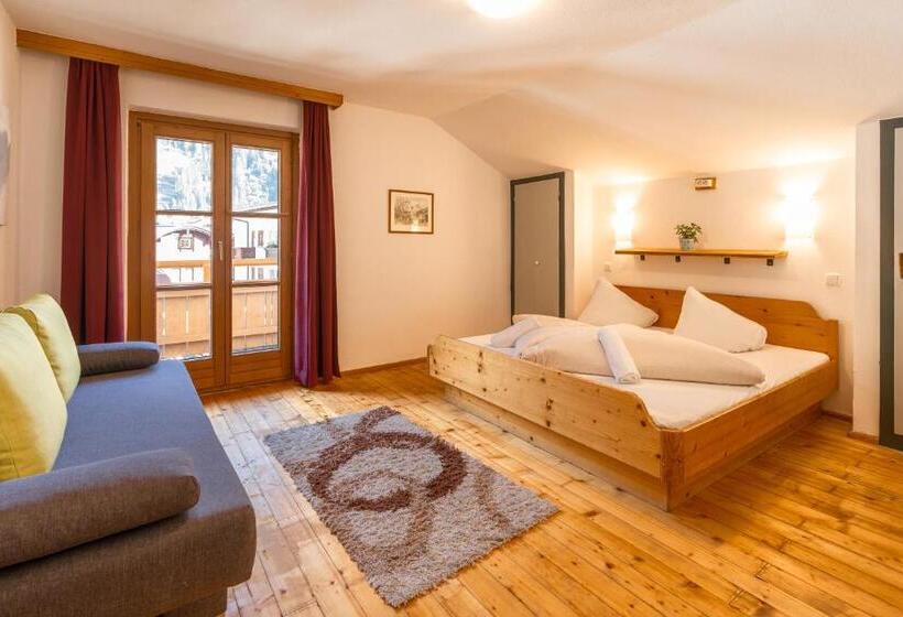 스탠다드 트리픔 룸 공동욕실, Das Cityhouse