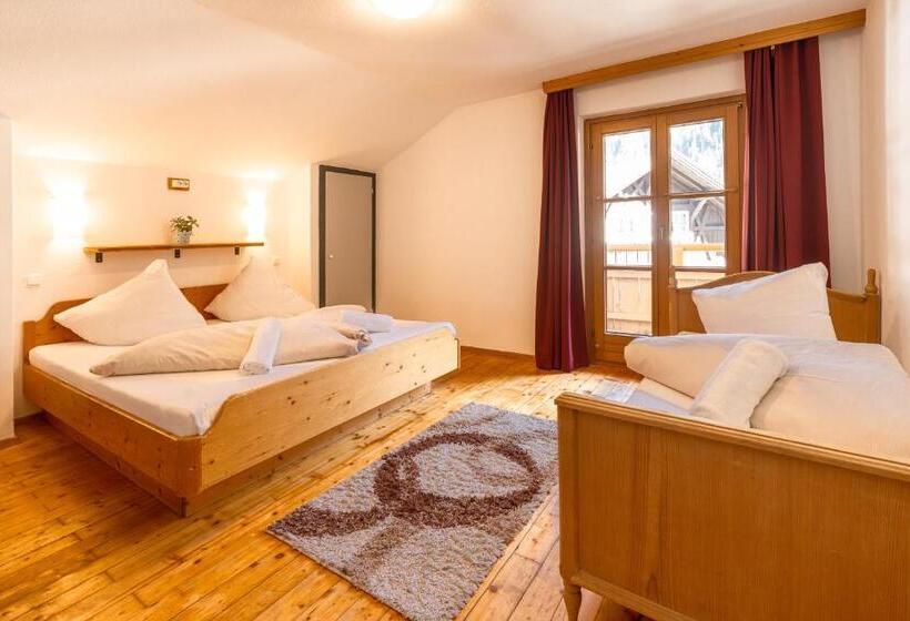 스탠다드 트리플 발코니 룸, Das Cityhouse