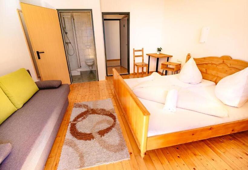 스탠다드 트리플 발코니 룸, Das Cityhouse