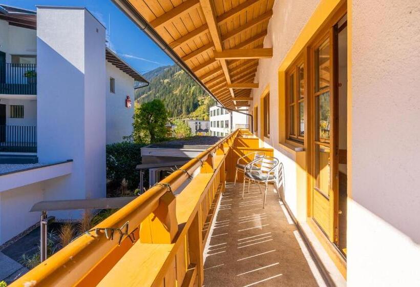 스탠다드 트리플 발코니 룸, Das Cityhouse