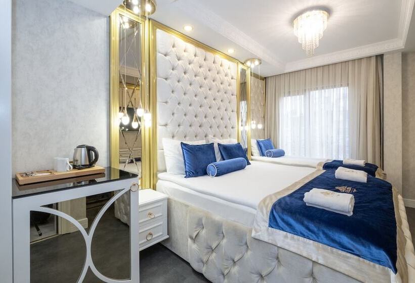 Camera Familiare, Leslion Luxury