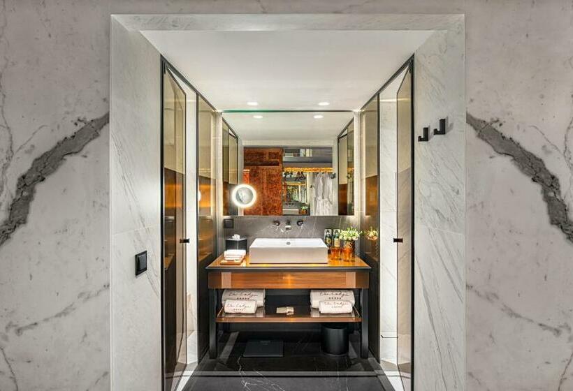 غرفة ديلوكس مطلة على حمام السباحة, Forte De Gaia, Autograph Collection