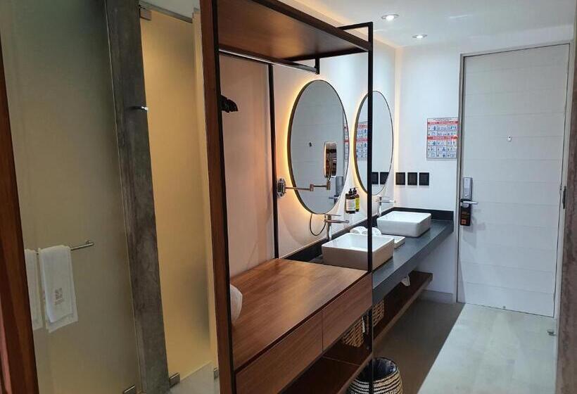 غرفة قياسية سرير كينج, Ximena Hotel Boutique