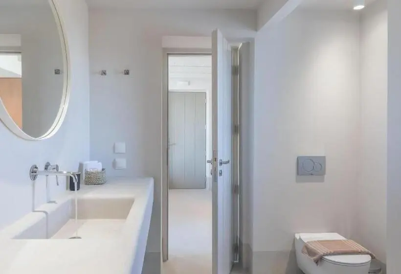 اتاق استاندارد با تخت دو نفره بزرگ, Aegean Hospitality