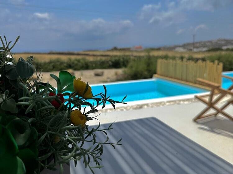 스탠다드 룸 퀸사이즈 침대, Aegean Hospitality