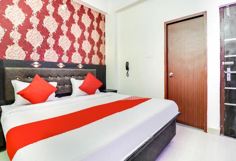 Quarto Triplo Clássico, Oyo 70617 R.c. Inn