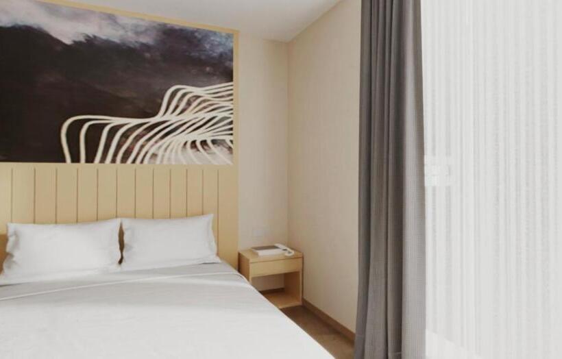 스탠다드 룸 킹사이즈 침대, Vista