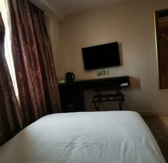 Quarto standart individual, De Leon Ii