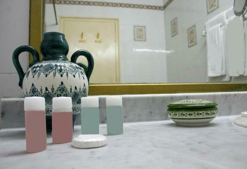 اتاق استاندارد یک نفره, Mazafran