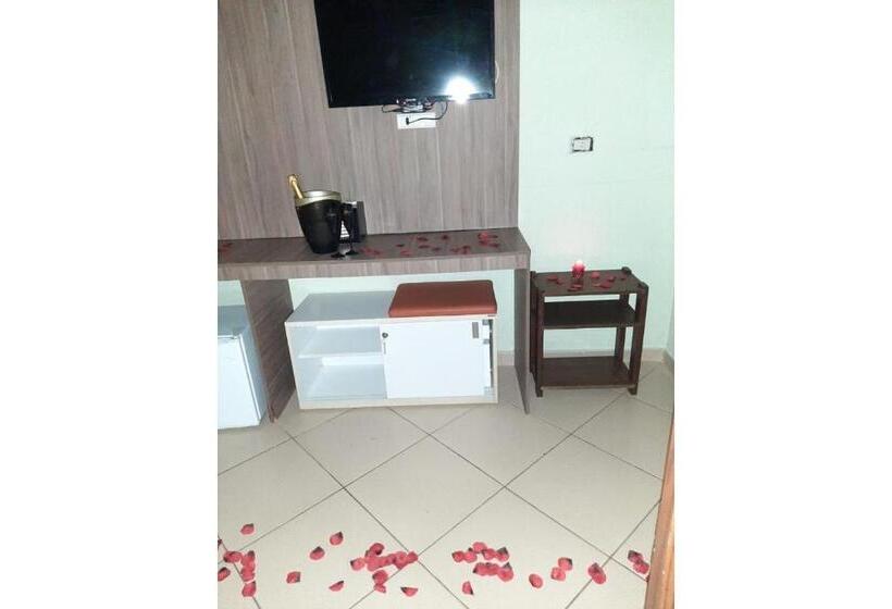 Familie Værelse, Pousada Villarejo Guarujá