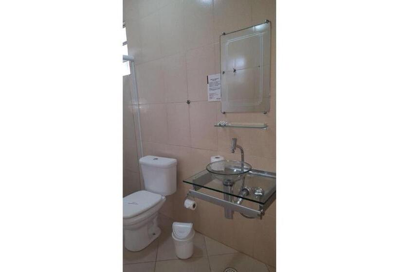 Deluxe Studio, Pousada Villarejo Guarujá