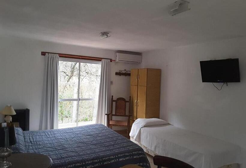 스탠다드 스튜디오, La Campiña Cabañas