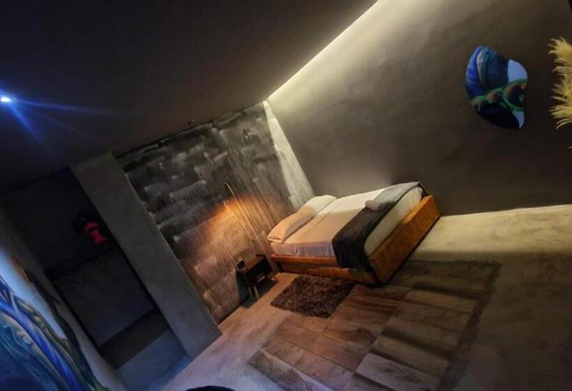 Полулюкс, Urban Hostal San Gil  Piscina Restaurante Bar