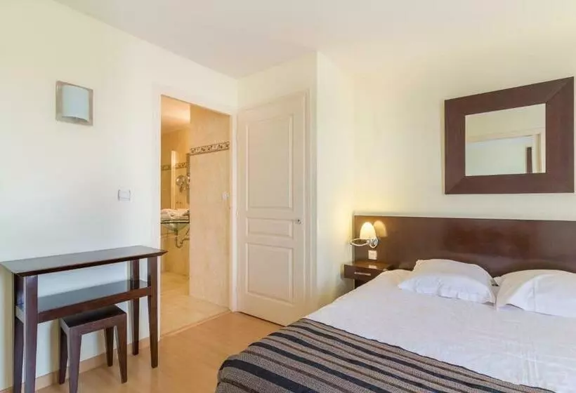 Huoneisto 2 Makuuhuonetta, Grand Geneve Residence Excellior