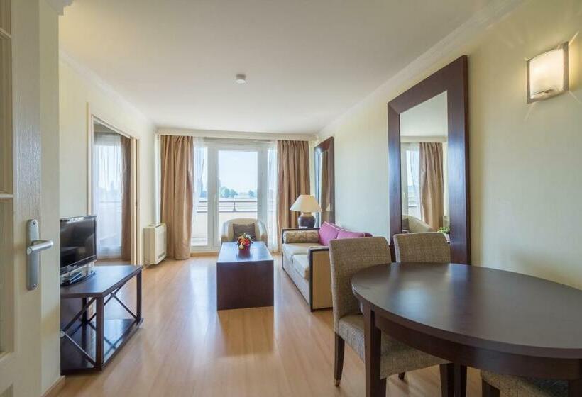 דירת חדר, Grand Geneve Residence Excellior