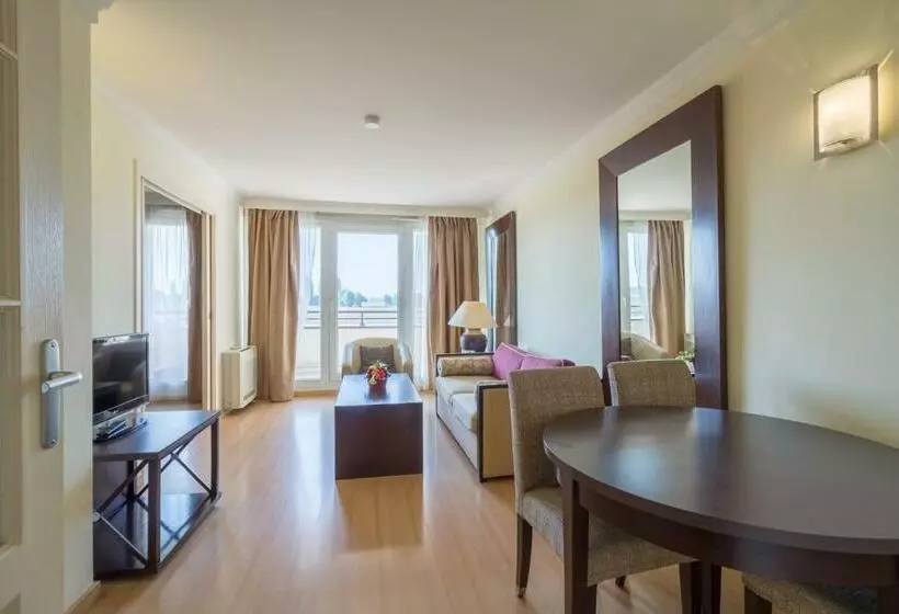 Huoneisto 1 Makuuhuone, Grand Geneve Residence Excellior