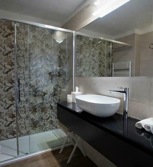 اتاق لوکس, Grand Hotel Portovenere