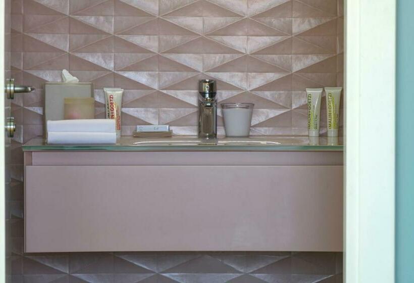 سوییت جونیور با چشمانداز دریا, Grand Hotel Portovenere