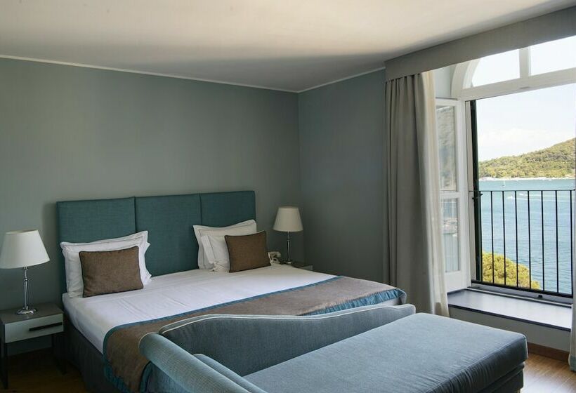 اتاق لوکس, Grand Hotel Portovenere