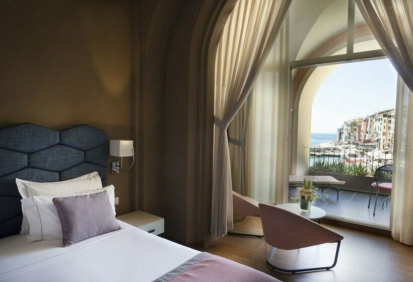 Полулюкс Вид на Море, Grand Hotel Portovenere