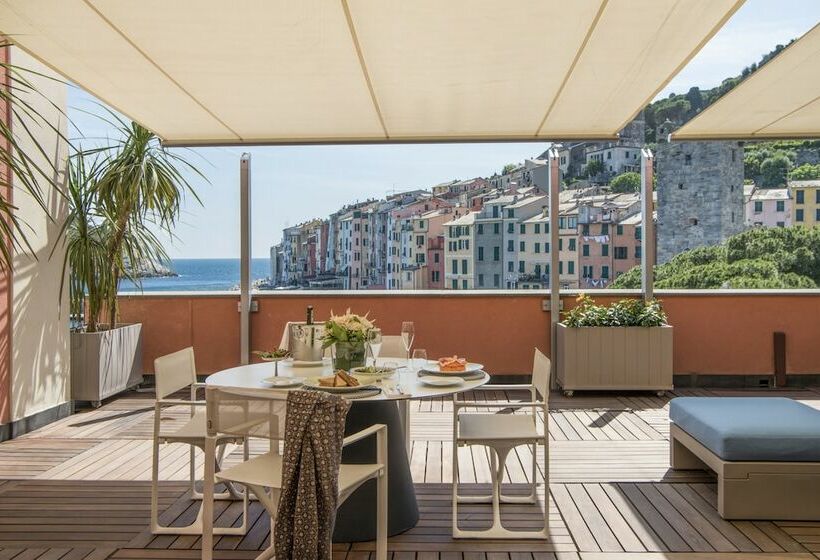 Deluxe Suite Sea View, Grand Hotel Portovenere