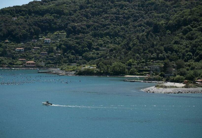 Люкс Вид на Море, Grand Hotel Portovenere