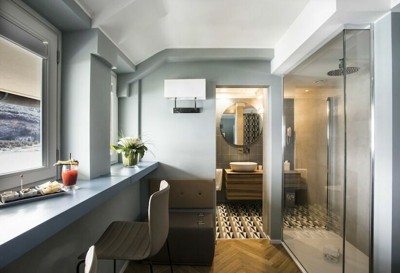 Люкс Вид на Море, Grand Hotel Portovenere