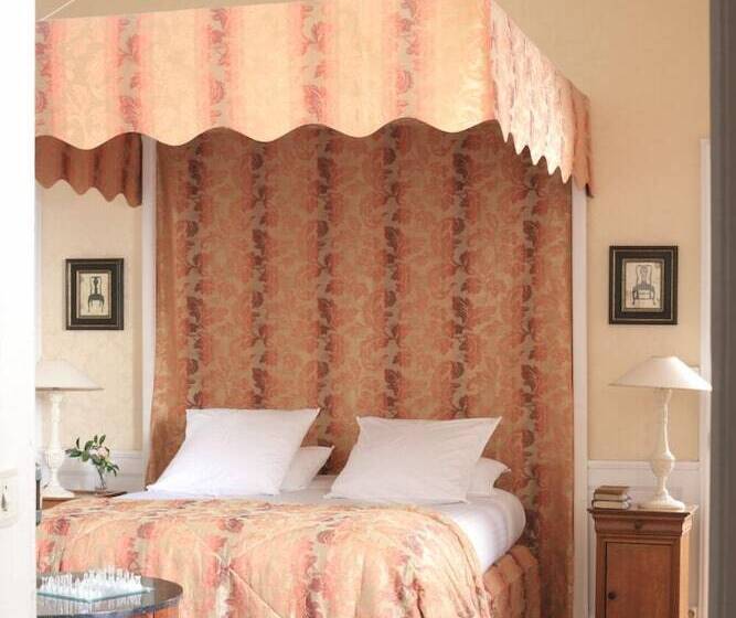 סוויטה, Château De La Ballue   Teritoria