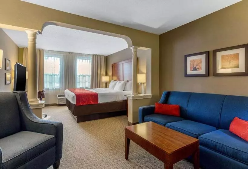 キングサイズベッドのスイートルーム, Comfort Inn & Suites North Conway