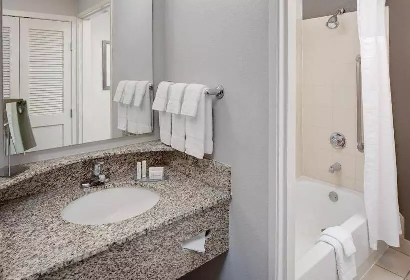 ２ダブルベッドのスタンダードルーム, Courtyard Fort Worth I 30 West Near Naval Air Station Jrb