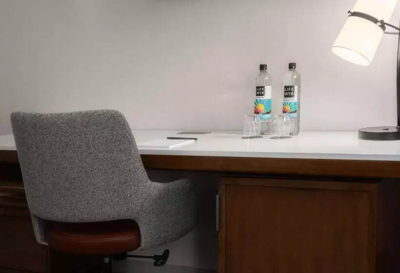 Executive-huone King-vuode, Courtyard By Marriott Seattle Bellevue/downtown
