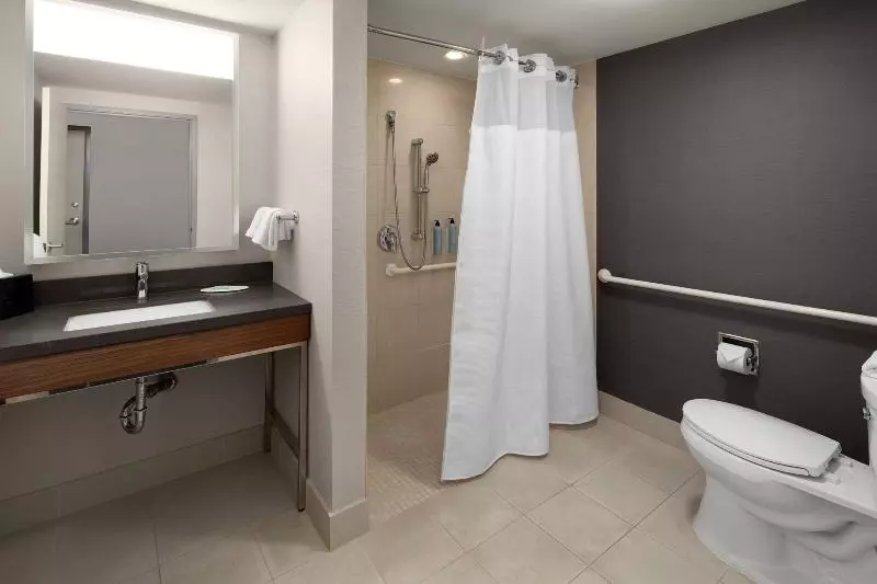 Standard-huone King-vuode, Courtyard By Marriott Seattle Bellevue/downtown