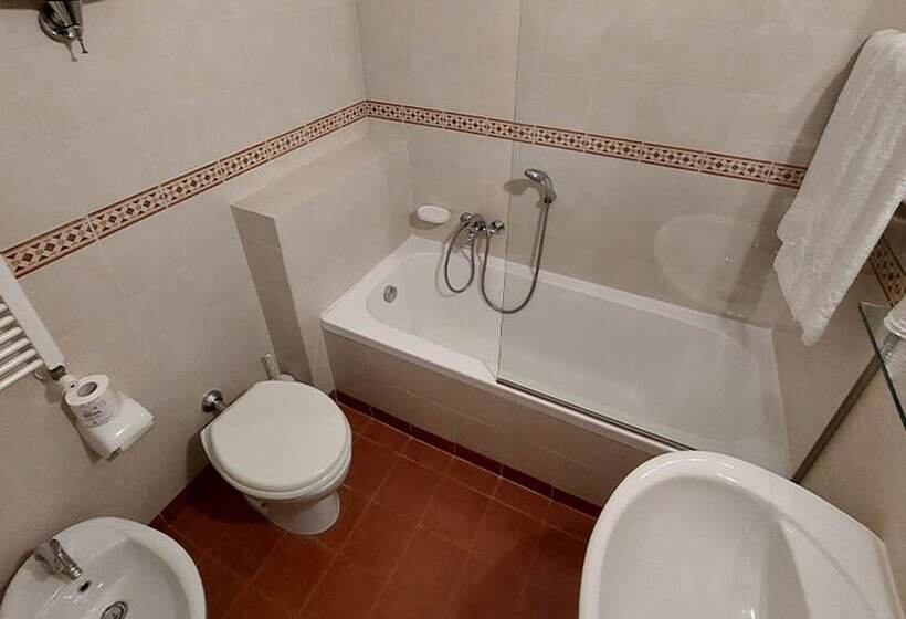 Habitació Estàndard, Choco